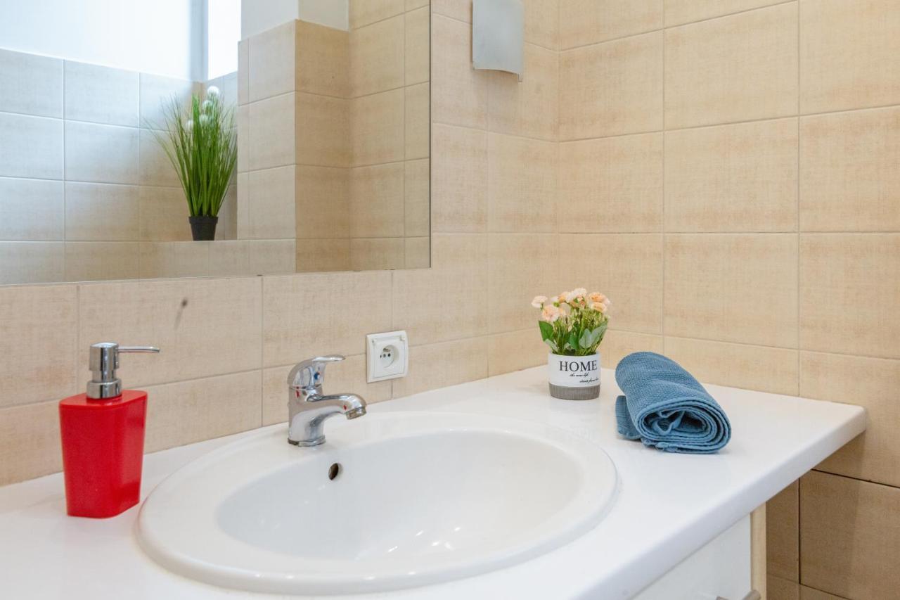 House Of Frida Apartment Красков Екстериор снимка
